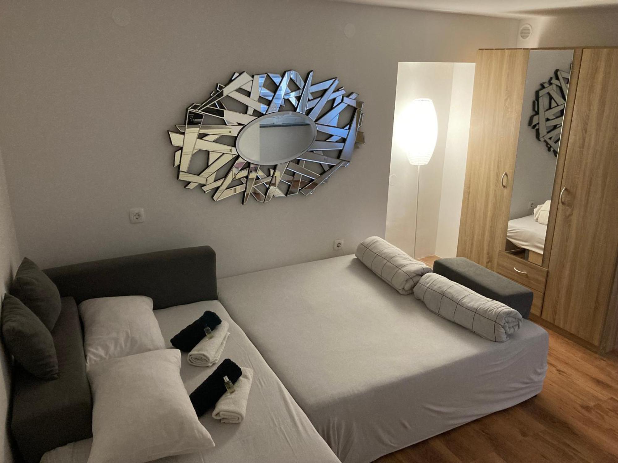 Apartma Lavanda โคเปร์ ภายนอก รูปภาพ